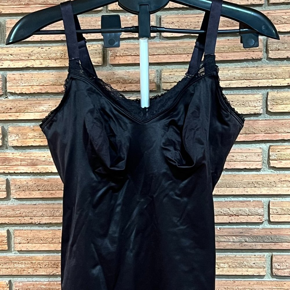 Ruby Ribbon size 40 cami with built in bra